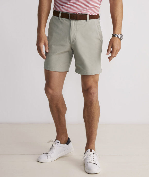 Vineyard Vines 7 Inch Performance On-The-Go Shorts in Khaki