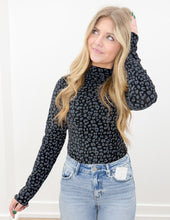 Load image into Gallery viewer, This Time Of Year Leopard &amp; Stone Fitted Top