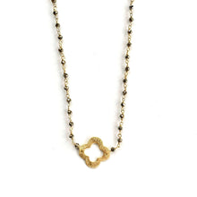 Load image into Gallery viewer, Erin Gray Pyrite + Clover Short Necklace