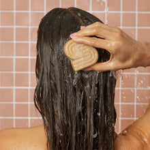 Load image into Gallery viewer, Kitsch Coconut Oil Deep-Moisturizing Solid Shampoo Bar