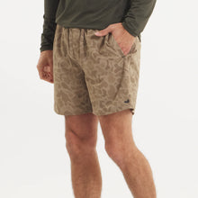Load image into Gallery viewer, Southern Marsh Men's Billfish Lined Performance Shorts in Brown