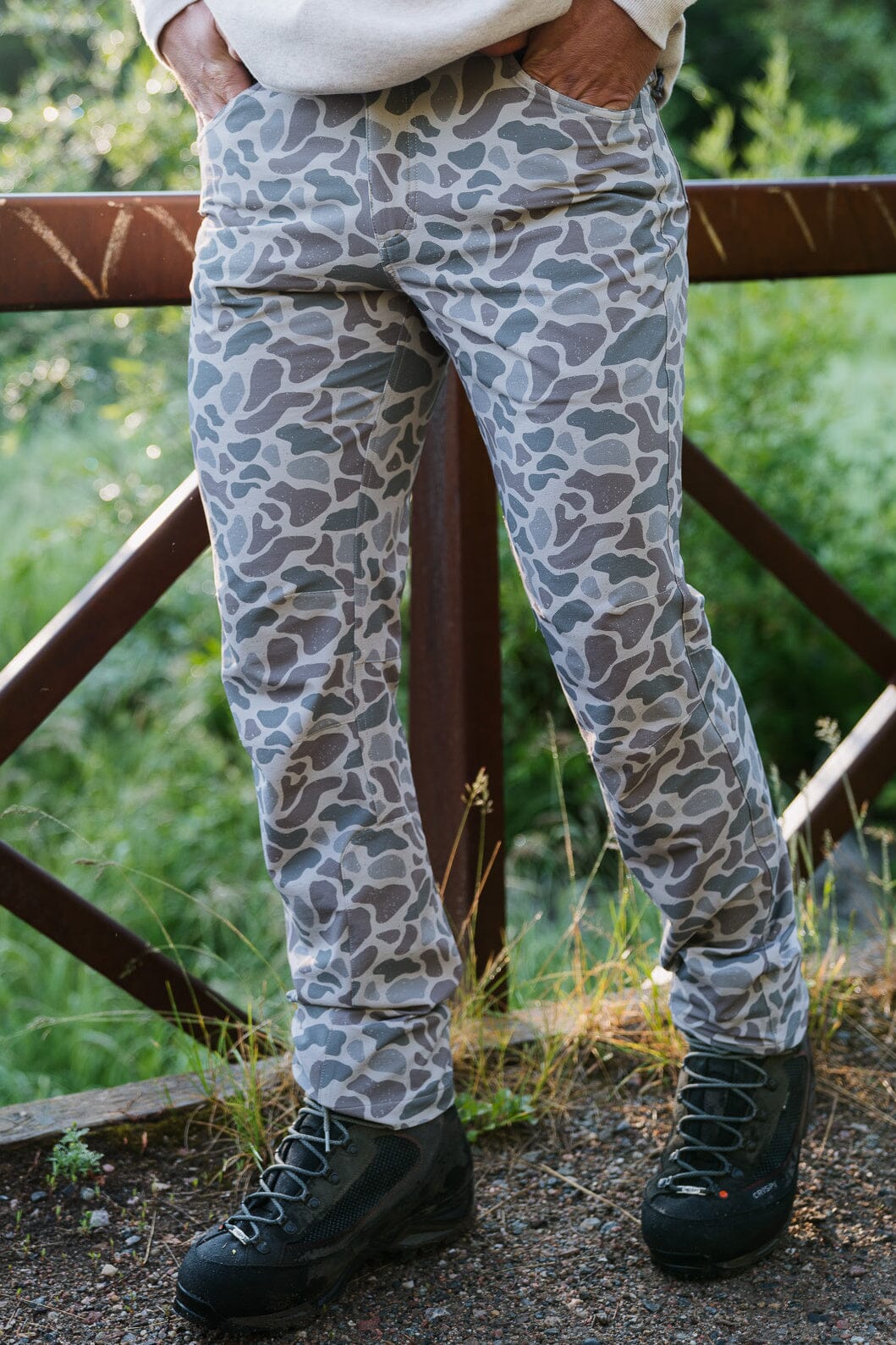 Burlebo Challenger Pants in Classic Deer Camo