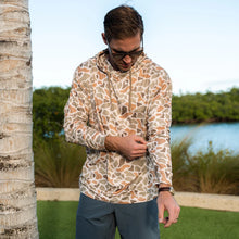 Load image into Gallery viewer, Burlebo Men's Performance Hoodie in Venado Camo