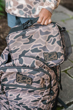 Load image into Gallery viewer, Burlebo Gauge Camo Lunchbox