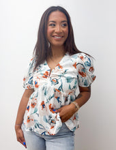 Load image into Gallery viewer, Headed Home To You Floral Top