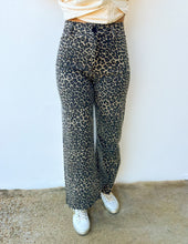 Load image into Gallery viewer, Love On Top Leopard Pants