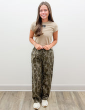 Load image into Gallery viewer, Lulu Mac Baby Doll SS Top in Dk Taupe
