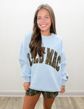 Load image into Gallery viewer, Lulu Mac Mossy Oak Bottomland Sweatshirt in Lt Blue