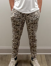 Load image into Gallery viewer, Burlebo Thermal Joggers in Classic Deer Camo