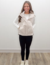 Load image into Gallery viewer, The Way I Go Quilted Puffer Vest in Ecru