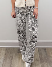 Load image into Gallery viewer, Had You First HR Vintage Straight Jeans in Zebra