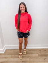 Load image into Gallery viewer, The North Face Women's Adventure Sun Hoodie in Hibiscus