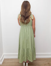 Load image into Gallery viewer, Found Somebody Embroider Detail Midi Dress