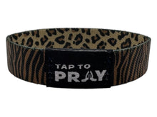 Load image into Gallery viewer, Versible Safari Leopard Tap to Pray Wristband