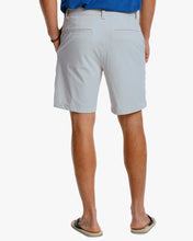 Load image into Gallery viewer, Southern Tide Men&#39;s 8&quot; Brrrdie Gulf Shorts Seagull Grey