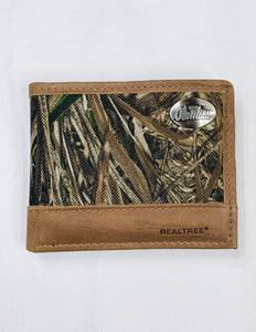 Men's Realtree Passcase Concho Wallet