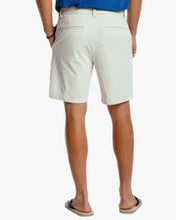 Load image into Gallery viewer, Southern Tide Men's 8" Brrrdie Gulf Shorts Stone